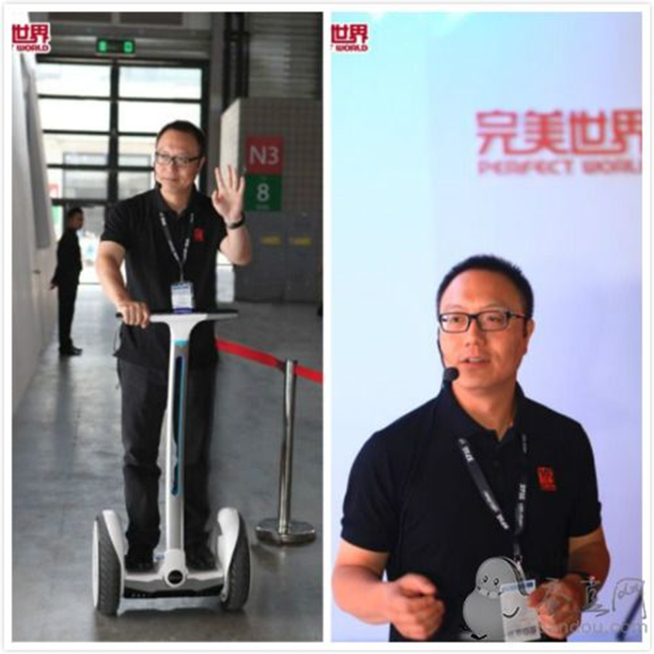 一群人站在男人的照片上写着字

描述已自动生成