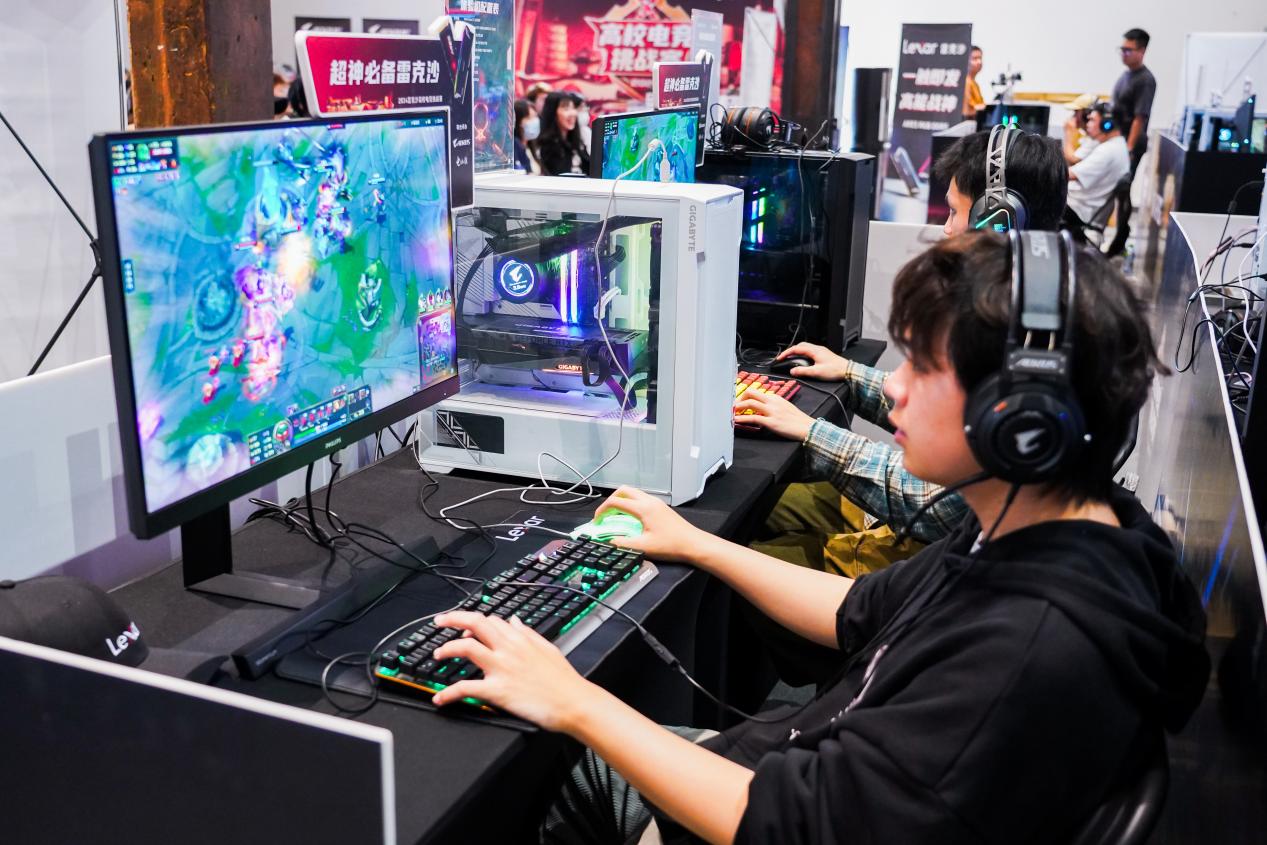 REC03984.JPG__12312540