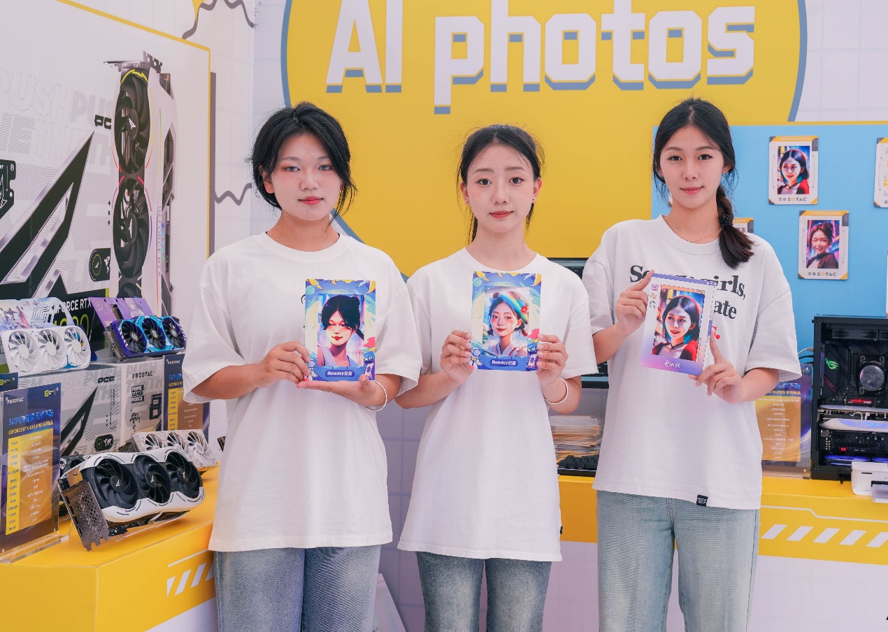 男孩们站在一起
低可信度描述已自动生成