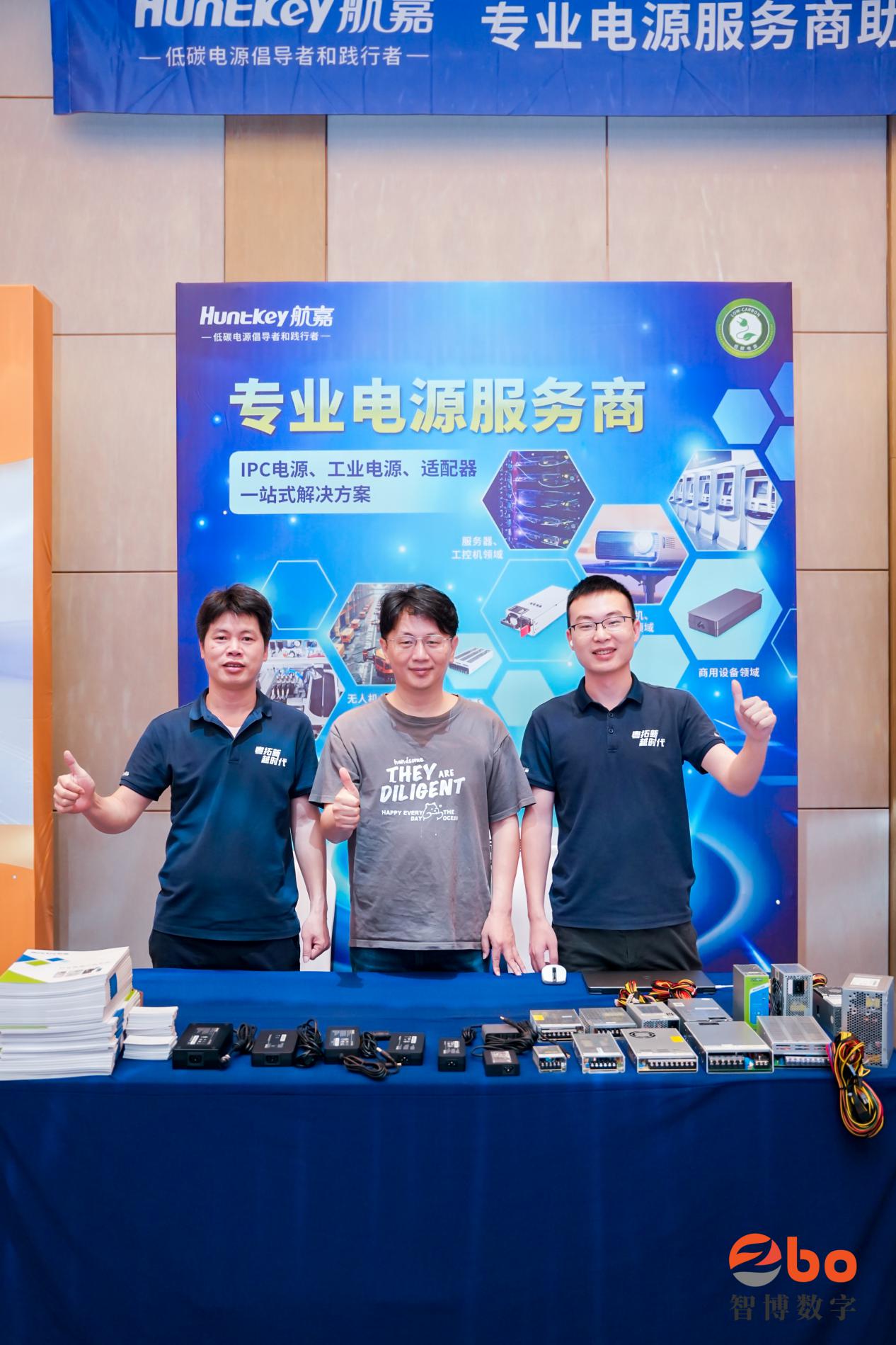 DSC09009-opq3039989821