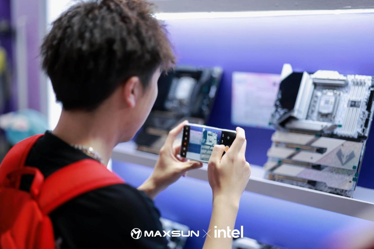 3CBD8D34-8426-4B7F-BE91-C902A5860CB2-opq3804359251