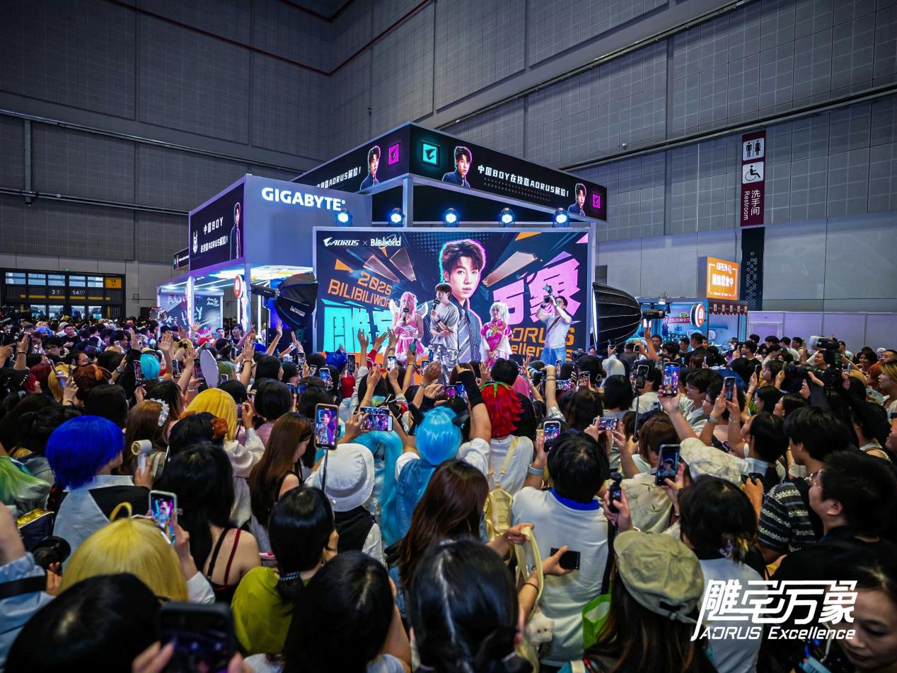 KCJ07668-opq3804247568