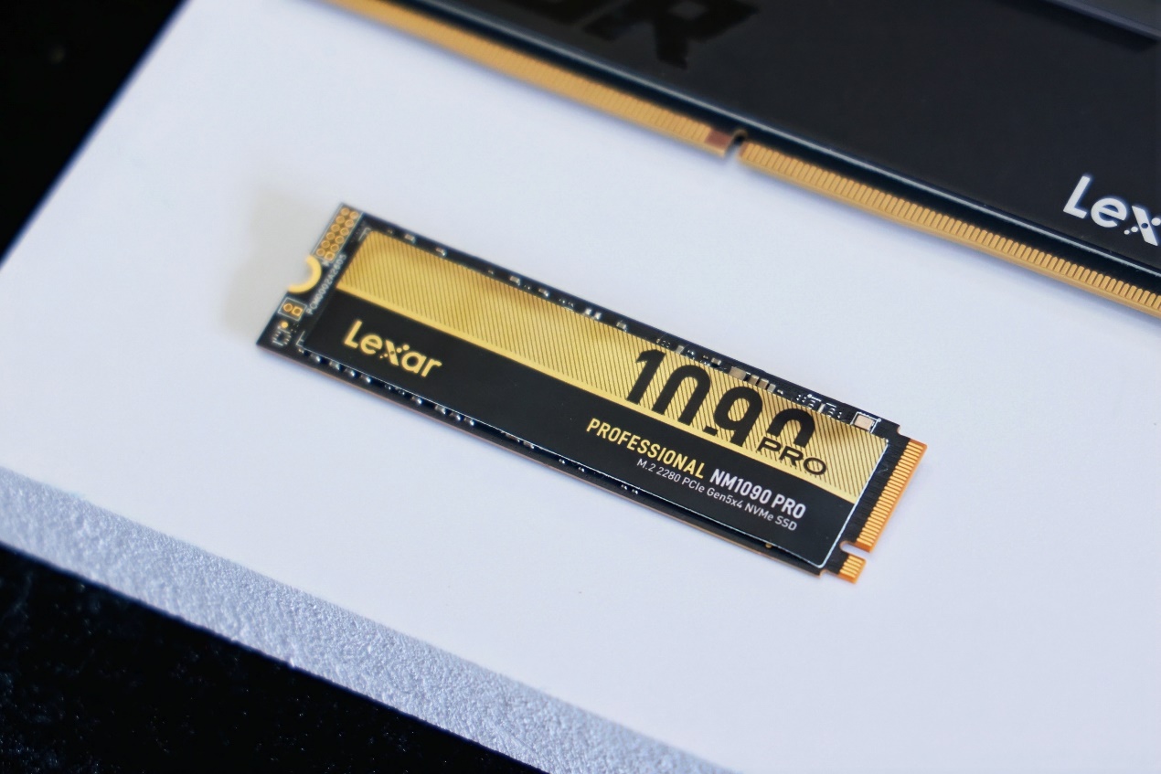 电子设备

AI 生成的内容可能不正确。