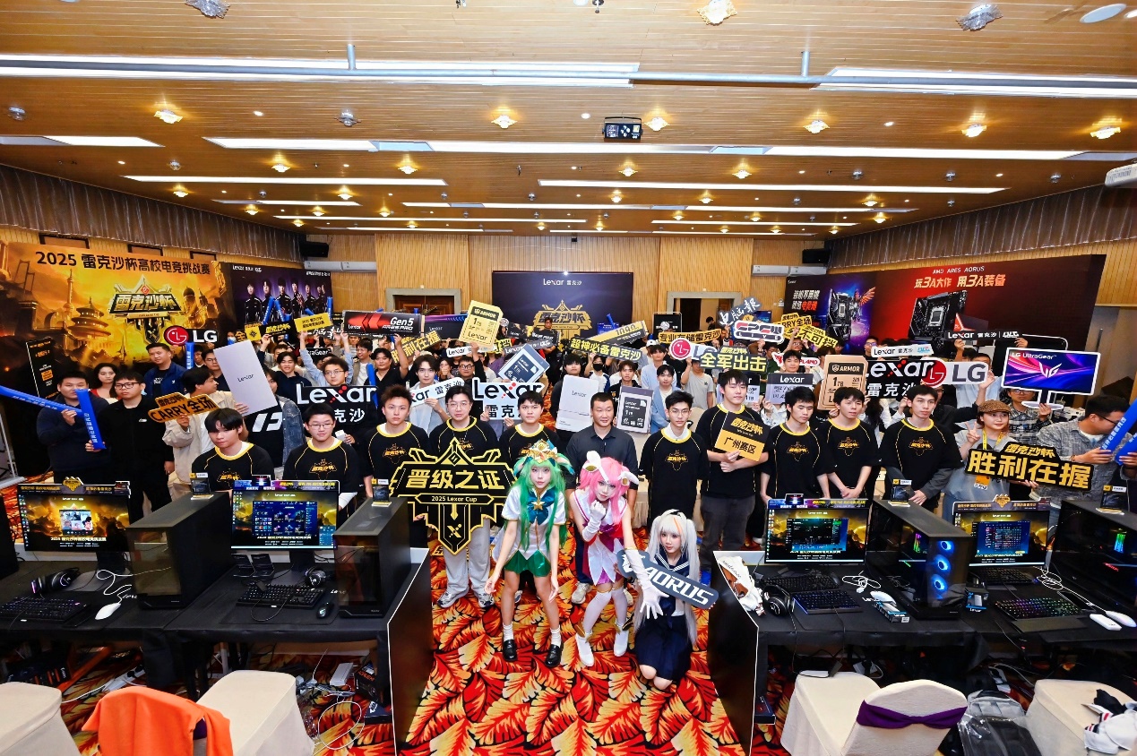 人们在看台上的人在商店里
AI 生成的内容可能不正确。